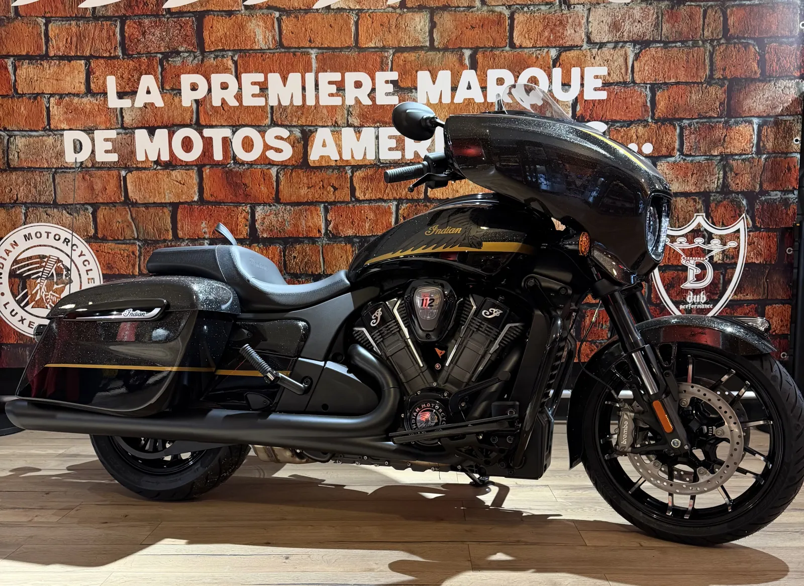 MAGNIFIQUE CHIEFTAIN DARK HORSE 112 POWERPLUS DISPONIBLE !